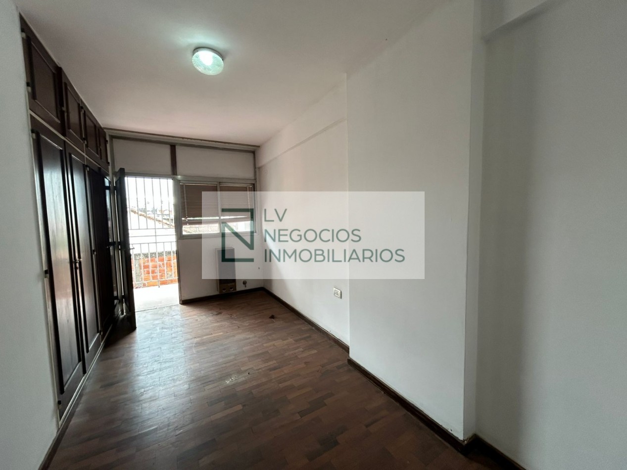 Departamento 3 dormitorios Microcentro