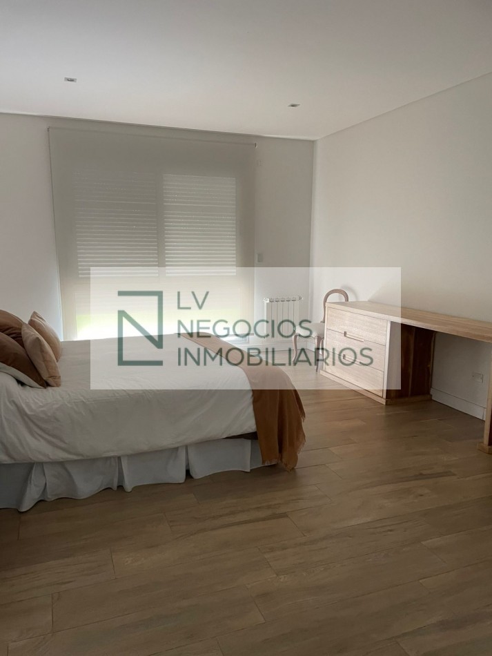 CASA EN LA ANGOSTURA