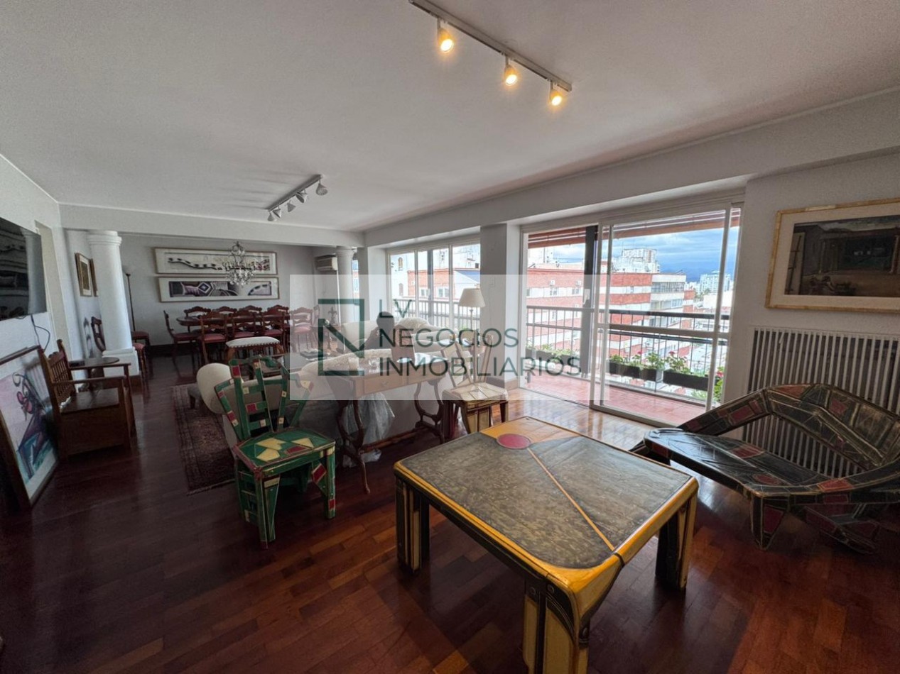 Departamento 3 dormitorios Dean Funes 500