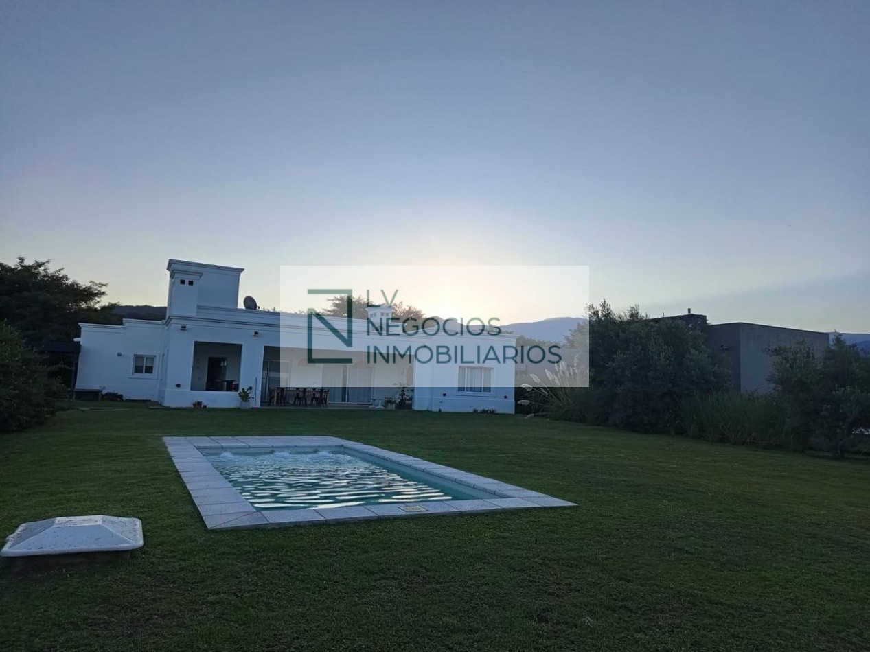 Casa Praderas