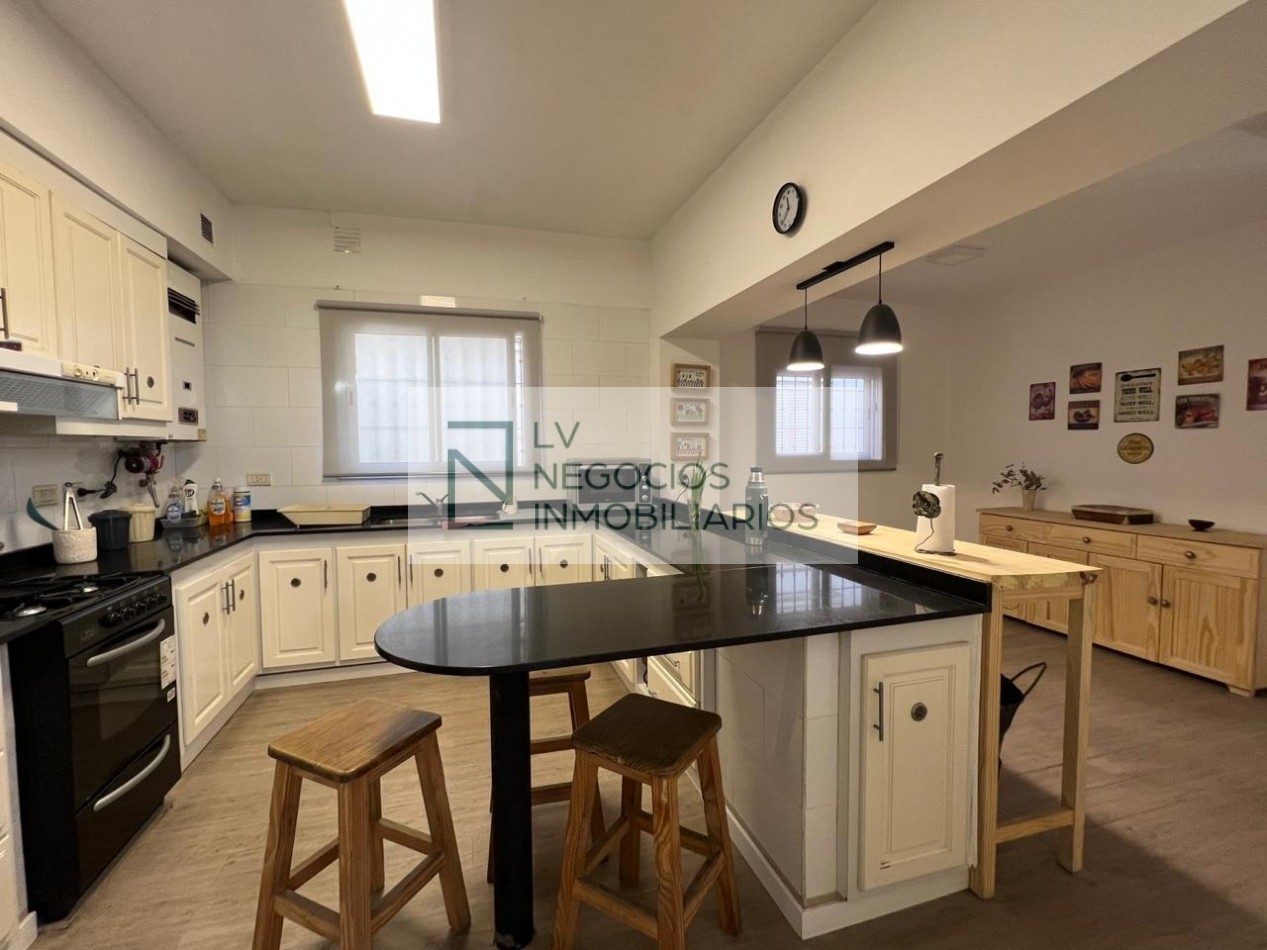 Casa Dean Funes al 500