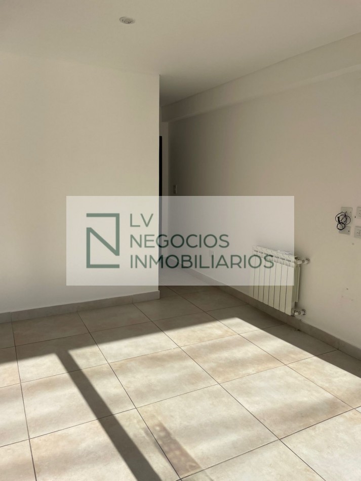 LOCAL 20 DE FEBRERO (ATRAS JUMBO)