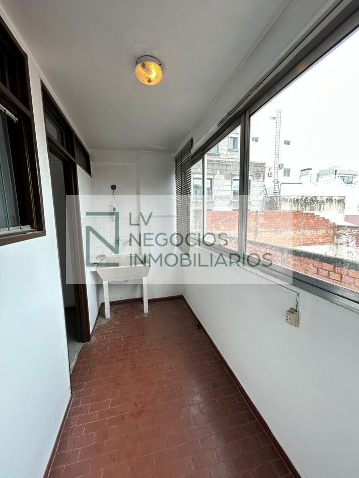 Departamento 3 dormitorios Microcentro