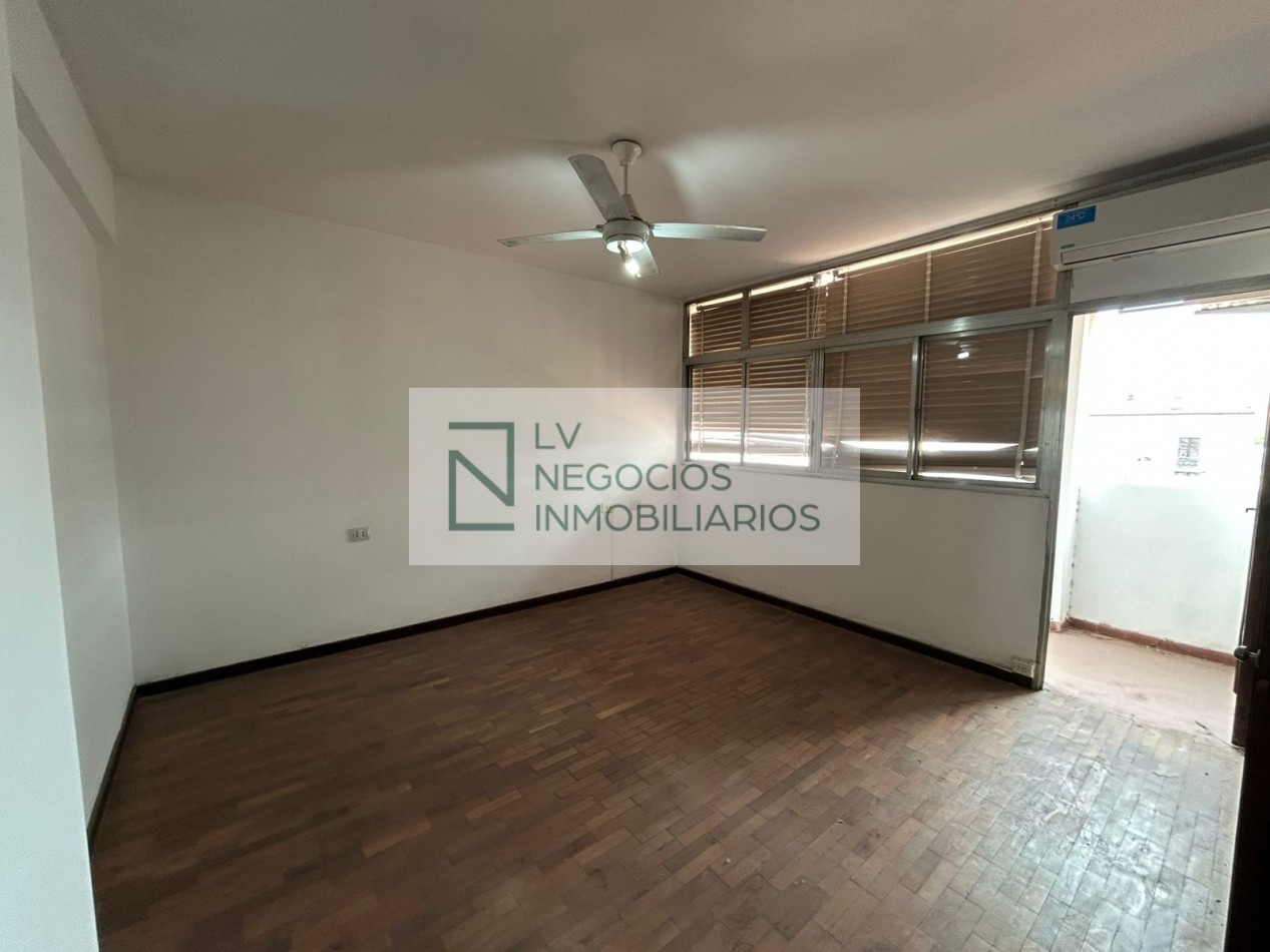 Departamento 3 dormitorios Microcentro